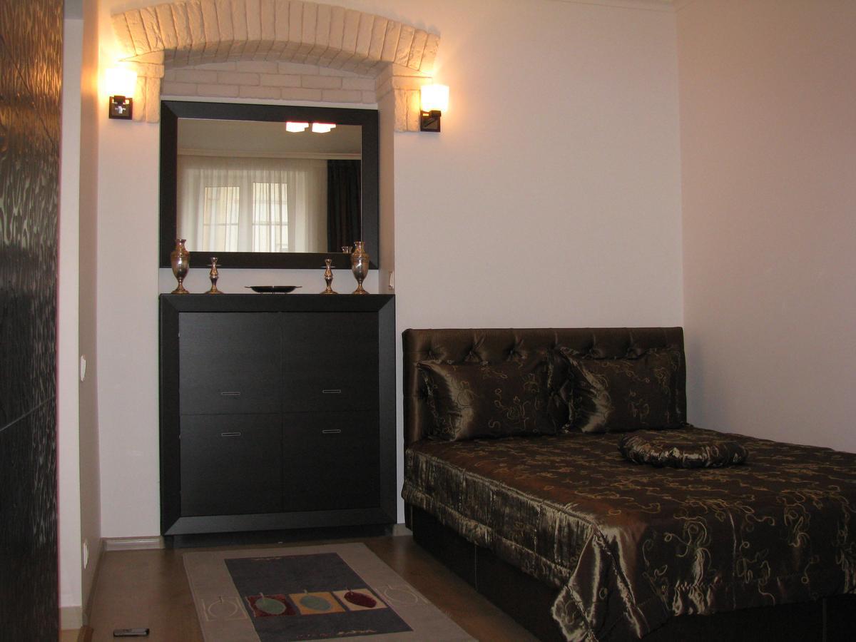 Apartment On Staroievreiska Leopoli Esterno foto